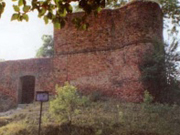 サンカシアは釈迦尊が三十三天(トゥリテン)より降下された場所と伝えられています。